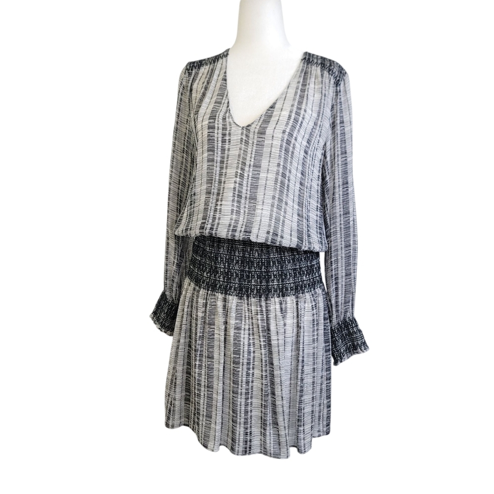Club Monaco Silk long sleeve dress